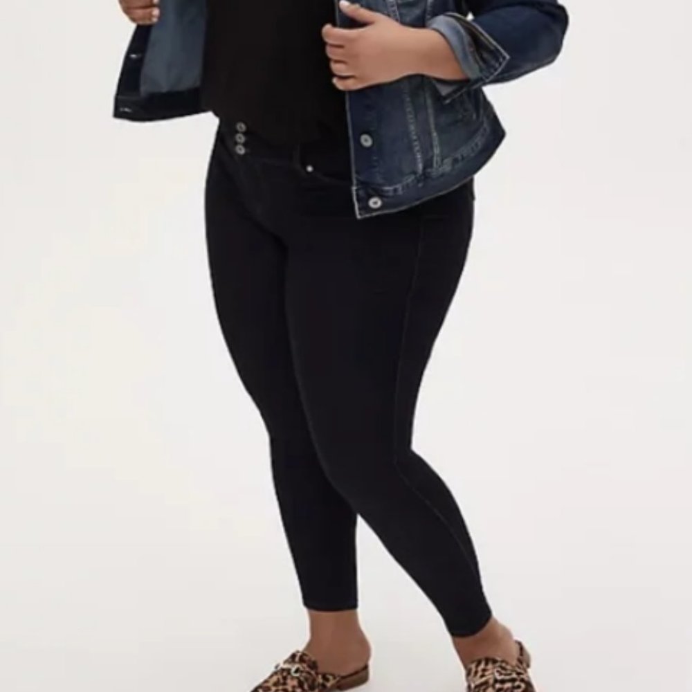 Torrid Jegging Super Soft Black Jeans Pants Sz 22 R